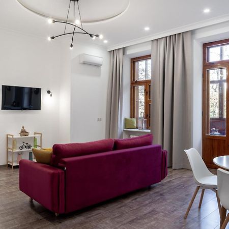 Yaroslav Val Lux Apartments キエフ エクステリア 写真
