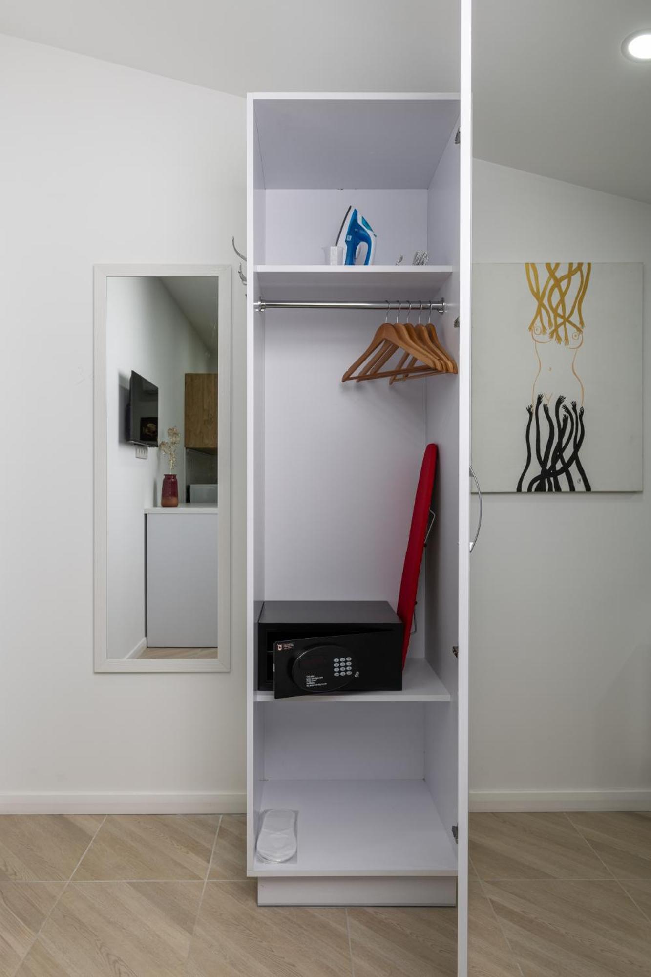Yaroslav Val Lux Apartments キエフ エクステリア 写真